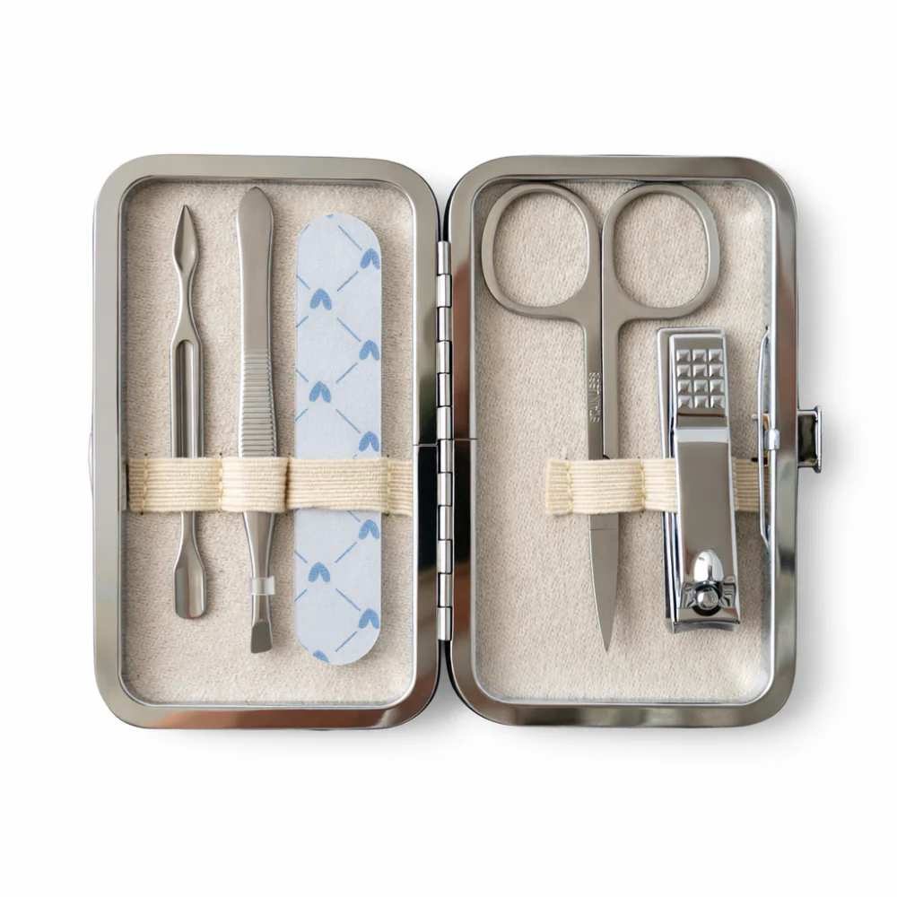 K&Co. Petal Series Manicure Set - HEARTS - Image 2