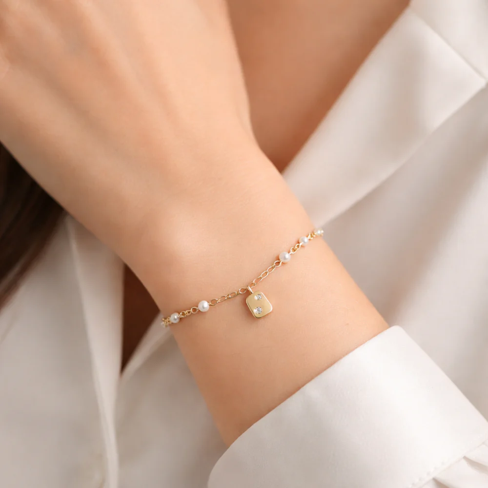 K&Co. Signature Jewellery Erin Pearl Bracelet - GOLD - Image 2