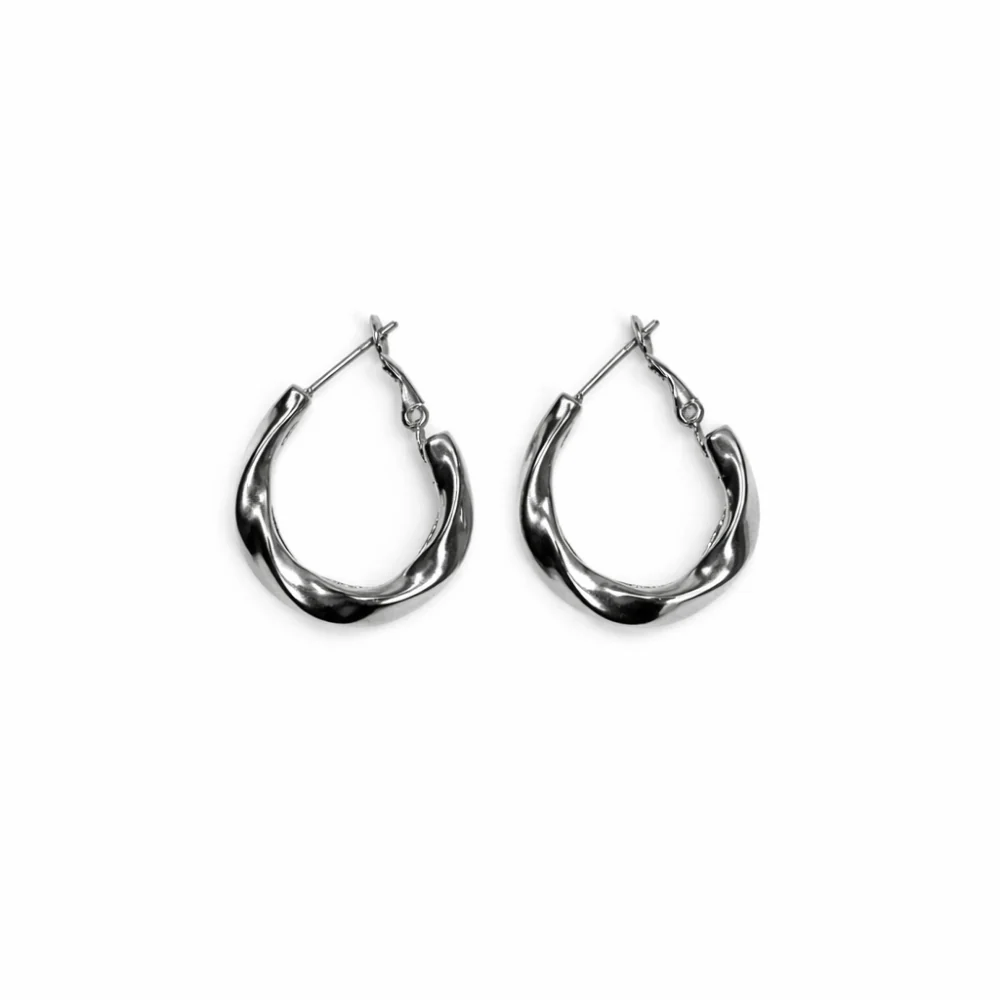 K&Co. Signature Jewellery Georgia Twist Earrings - SILVER - Image 3