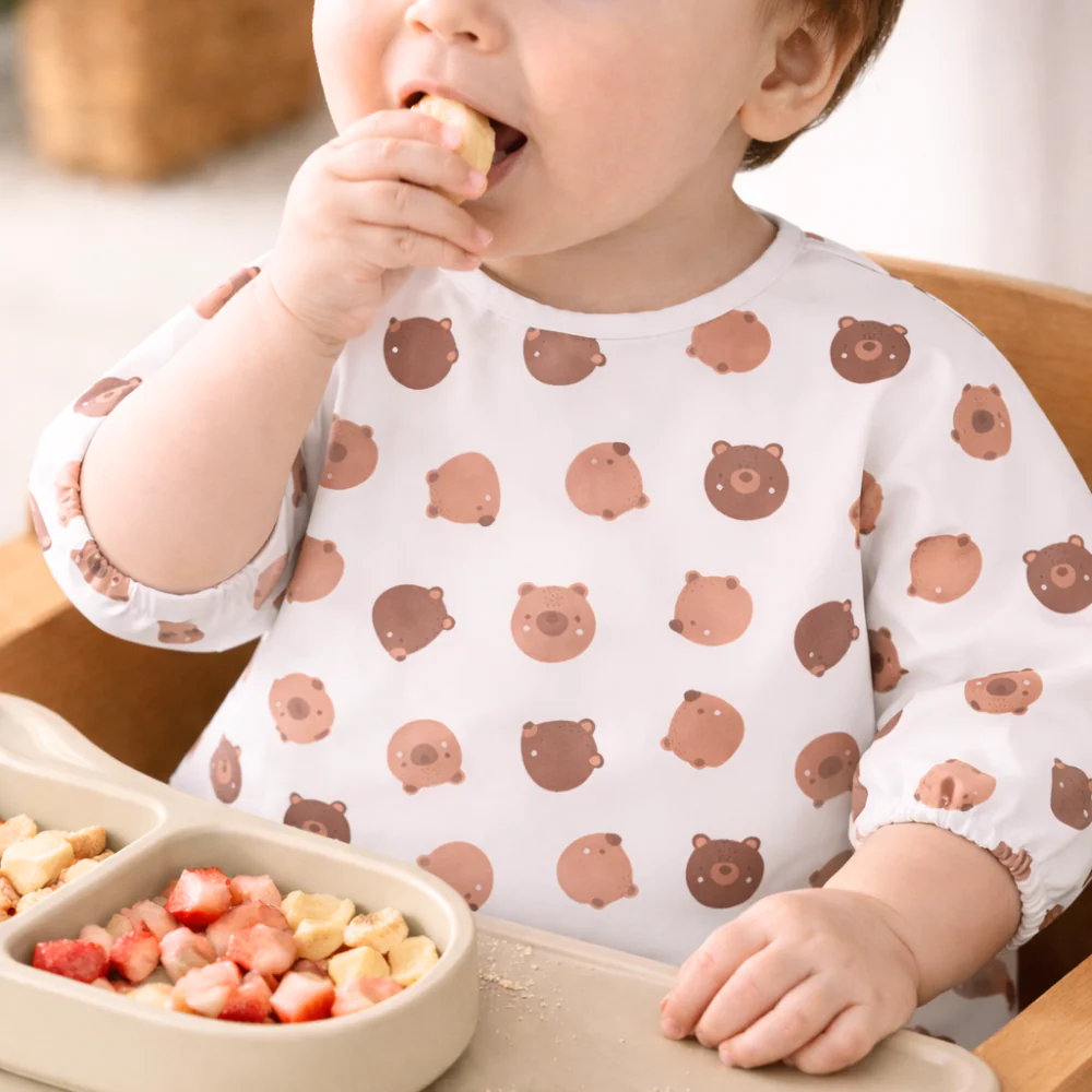 Market Day - Baby Feeding Smock - BEAR - Image 2