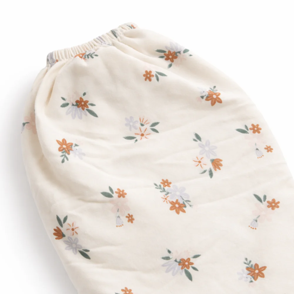 Wonderland Baby Collection Cot Fitted Sheet - CREAM POSY - Image 2